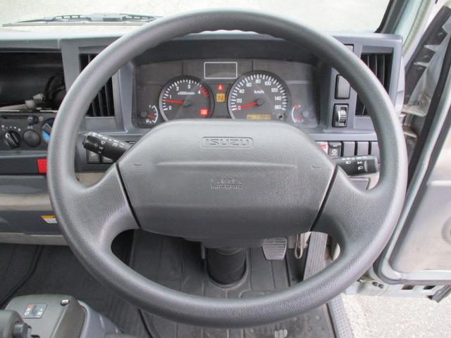 エルフトラック １．５トン　標準　平　ＡＴ　全低床　荷寸３１１－１６０－３８　４ナンバー　ロープフック　アイドリングストップ　レベライザー　地上高：８４ｃｍ　平車　平ボディ　標準平　４ＪＪ１　シルバー　オートマチック車　２トン車　２トンベース　２トン　２トン平　１１０馬力　架装（34枚目）