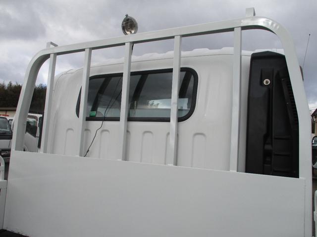 エルフトラック ３．５トン　ワイドロング　全低床　ＭＴ　極東　パワーゲート　昇降６００ｋｇ　荷寸４３１／１９９／３６　極東Ｖ６０２Ｂ－１ＭＫＴ２　床板アピトン　坂道発進補助装置　左電格ミラー　増トン　ＡＳＲ　３トン　４トン　垂直パワーゲート　架装　平　ワイド　ロング（28枚目）