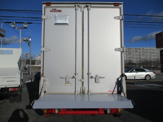 エルフトラック 2トン アルミバン アーム式パワーゲート 全低床 6MT 昇降600kg リモコン 荷寸310/176/20 サイドドア ラッシングレール2段 坂道発進補助装置 アイドリングストップ オーバーヘッドコンソール 2トン車 2トンベース 2トントラック バン(20枚目)