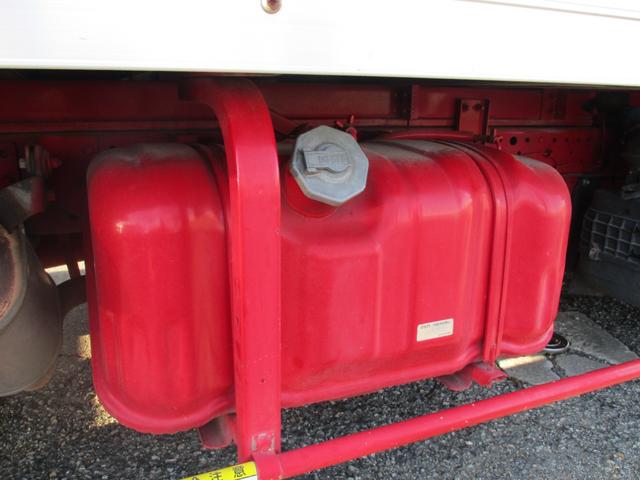 エルフトラック 2トン アルミバン アーム式パワーゲート 全低床 6MT 昇降600kg リモコン 荷寸310/176/20 サイドドア ラッシングレール2段 坂道発進補助装置 アイドリングストップ オーバーヘッドコンソール 2トン車 2トンベース 2トントラック バン(33枚目)