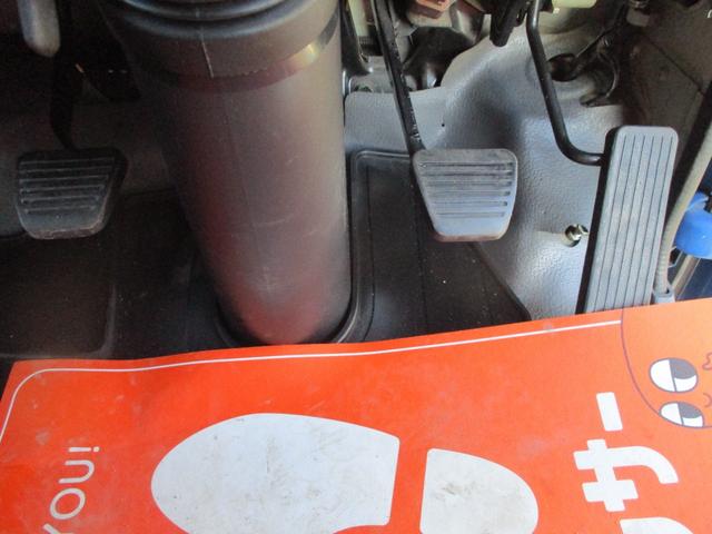 エルフトラック 2トン アルミバン アーム式パワーゲート 全低床 6MT 昇降600kg リモコン 荷寸310/176/20 サイドドア ラッシングレール2段 坂道発進補助装置 アイドリングストップ オーバーヘッドコンソール 2トン車 2トンベース 2トントラック バン(46枚目)