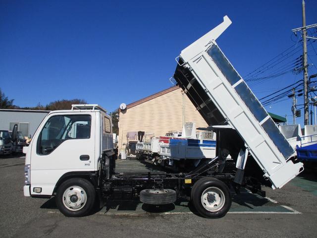 エルフトラック 3トン ダンプ 新明和製 全低床 6速MT コボレーン ピン加工2箇所 ETC レベライザ ロープフック 坂道発進補助装置 荷台塗装 床板鉄板 スペアタイヤ 3トンダンプ 3トン車 2トンベース ダンプ 新明和ダンプ ミッション マニュアル MT(15枚目)