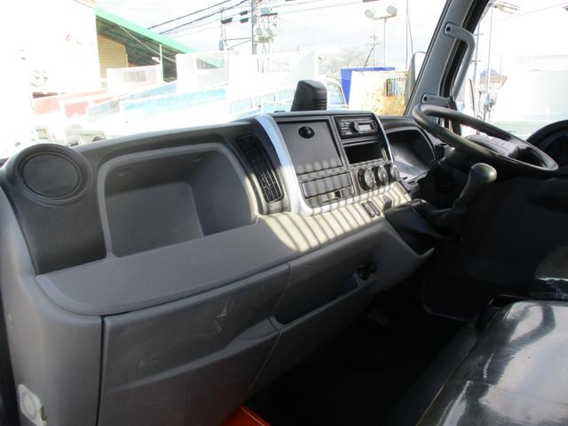 キャンター ３トン　強化ダンプ　高床　５速ＭＴ　コボレーン　ピン加工　荷寸３０４－１５９－３７　４ナンバー　ＥＴＣ　１５０馬力　新明和　左電格ミラー　衝突被害軽減ブレーキ　ルーフキャリア　ＡＢＳ　ピン　車線逸脱警報装置　横滑り抑制機能　小型　４ナンバー　２トン車（38枚目）