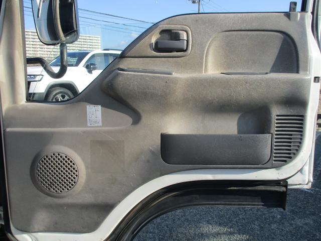 エルフトラック ２トン　強化ダンプ　極東製　全低床　５速ＭＴ　コボレーン　レベライザ　坂道発進補助装置　ロープフック　　床板鉄板　荷台塗装　スペアタイヤ　取扱説明書　２トンダンプ　２トン車　２トンベース　ダンプ　極東ダンプ　ミッション　マニュアル　ＭＴ　極東開発工業（27枚目）