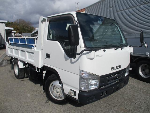 エルフトラック ３トン　強化ダンプ　極東製　全低床　６速ＭＴ　コボレーン　荷寸３０４－１５９－３７　ピン加工１箇所　あゆみ掛け４ヶ所　ＥＴＣ　１５０馬力　４ナンバー　ピン　ＡＢＳ　ＡＳＲ　ＥＣＯＮＯ　コボレーンシート　坂道発進補助装置　ターボ　ＤＤ０２－３１　４ＪＪ１（3枚目）