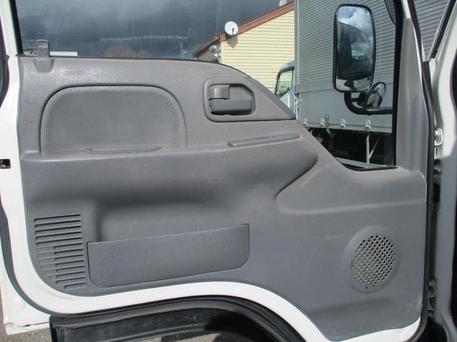 エルフトラック ３トン　強化ダンプ　極東製　全低床　６速ＭＴ　コボレーン　荷寸３０４－１５９－３７　ピン加工１箇所　あゆみ掛け４ヶ所　ＥＴＣ　１５０馬力　４ナンバー　ピン　ＡＢＳ　ＡＳＲ　ＥＣＯＮＯ　コボレーンシート　坂道発進補助装置　ターボ　ＤＤ０２－３１　４ＪＪ１（39枚目）