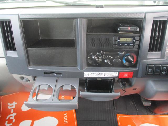 エルフトラック ３トン　強化ダンプ　極東製　全低床　６速ＭＴ　コボレーン　荷寸３０４－１５９－３７　ピン加工１箇所　あゆみ掛け４ヶ所　ＥＴＣ　１５０馬力　４ナンバー　ピン　ＡＢＳ　ＡＳＲ　ＥＣＯＮＯ　コボレーンシート　坂道発進補助装置　ターボ　ＤＤ０２－３１　４ＪＪ１（51枚目）