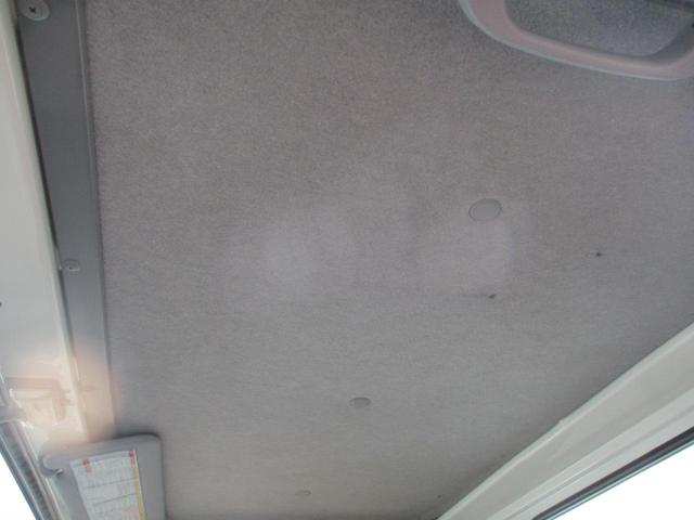 エルフトラック ３トン　強化ダンプ　極東製　全低床　６速ＭＴ　コボレーン　荷寸３０４－１５９－３７　ピン加工１箇所　あゆみ掛け４ヶ所　ＥＴＣ　１５０馬力　４ナンバー　ピン　ＡＢＳ　ＡＳＲ　ＥＣＯＮＯ　コボレーンシート　坂道発進補助装置　ターボ　ＤＤ０２－３１　４ＪＪ１（56枚目）