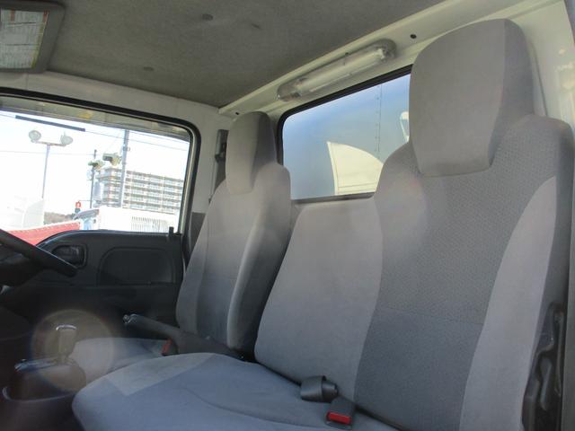 エルフトラック １．４５トン　北村製　パネルバン　４ＷＤ　全低床　５速ＡＴ　荷寸３２０－１７４－２０４　床板ステン　バックカメラ　ラッシングレール２段　庫内フック２ヶ所　左電格ミラー　　Ｂカメラ　ターボ　１１０馬力　４駆　バン　ＡＢＳ　レベライザー　２トン　２Ｔ　２ｔ　架装可（52枚目）