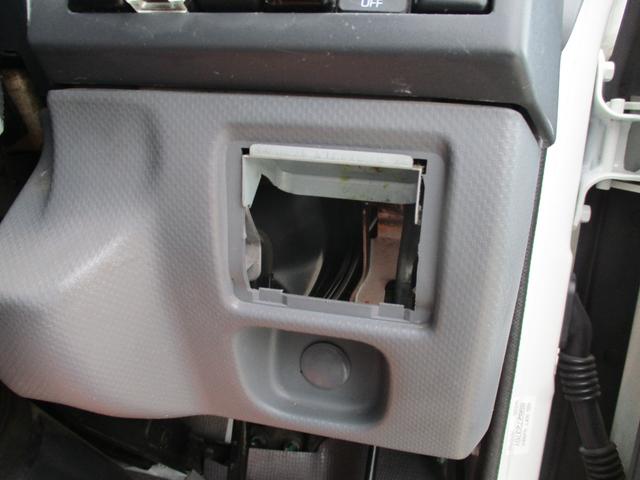 エルフトラック １．４５トン　北村製　パネルバン　４ＷＤ　全低床　５速ＡＴ　荷寸３２０－１７４－２０４　床板ステン　バックカメラ　ラッシングレール２段　庫内フック２ヶ所　左電格ミラー　　Ｂカメラ　ターボ　１１０馬力　４駆　バン　ＡＢＳ　レベライザー　２トン　２Ｔ　２ｔ　架装可（55枚目）