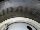 前輪タイヤサイズ:195/75R15