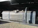 ２トン　積載車　全低床　５ＭＴ　花見台製　ウインチ　リモコン　荷寸５５２／２０７　　レベライザー　路肩灯　両側オーバーヘッドコンソール　スペアタイヤ　取扱説明書　３トン　２トンベース　２トン車　ミッション　マニュアル　ＭＴ　車両運搬車（35枚目）