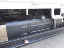 ２トン　Ｗキャブ　全低床　６速ＡＴ　荷寸３３６／１８９／３６　乗車定員７人　ワイドロング　床板新品張替え　ＥＴＣ　ナビ　ロープ穴左右３箇所対　リアパワーウィンドウ　リアクーラー　リアヒーター　坂道発進補助装置　横滑り防止装置　ダブルキャブ　２ｔ　２Ｔ　架装可（37枚目）