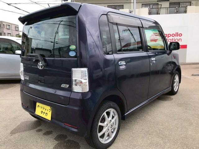 TOYOTA PIXIS SPACE CUSTOM G