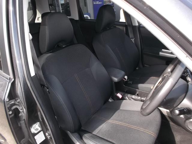 2.0XS サンルーフ4WD ナビTV(14枚目)