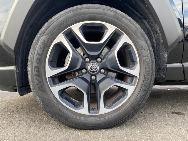 ＲＡＶ４ アドベンチャー　衝突被害軽減ブレーキ／ＴＲＤエアロ／１０型フローティングナビ／バックカメラ／Ｂｌｕｅｔｏｏｔｈオーディオ／レザーシート／シートヒーター＆クーラー／ステアリングヒーター／スマートキー／プッシュスタート／（23枚目）