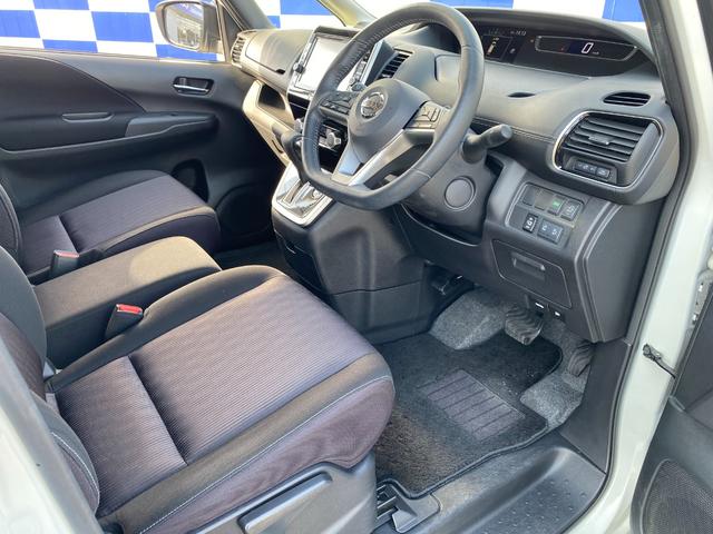 セレナ ハイウェイスター　Ｖセレクション　衝突被害軽減ブレーキ／純正８型ナビ／フルセグＴＶ／アラウンドビューモニター／Ｂｌｕｅｔｏｏｔｈオーディオ／シートヒーター／両側パワースライドドア／クルーズコントロール／ＬＥＤヘッドライト（22枚目）