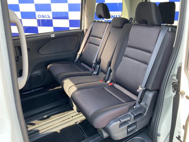 セレナ ハイウェイスター　Ｖセレクション　衝突被害軽減ブレーキ／純正８型ナビ／フルセグＴＶ／アラウンドビューモニター／Ｂｌｕｅｔｏｏｔｈオーディオ／シートヒーター／両側パワースライドドア／クルーズコントロール／ＬＥＤヘッドライト（31枚目）