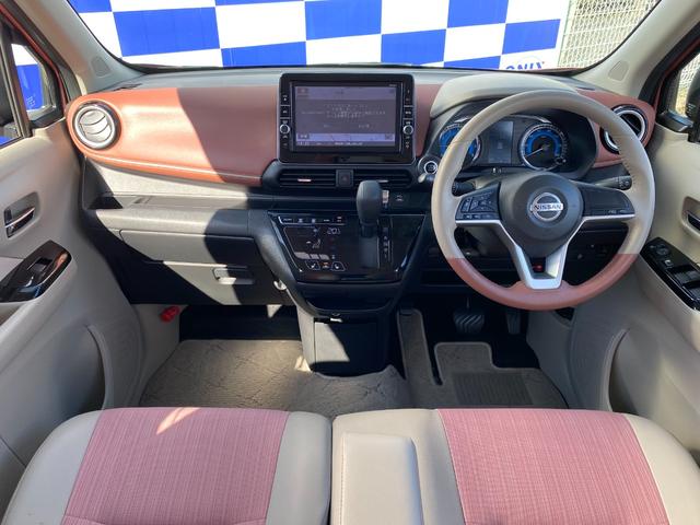 デイズ ボレロ　Ｘ　衝突軽減／９型ナビ／フルセグ／全方位カメラ／Ｂｌｕｅｔｏｏｔｈ／シートヒーター／インテリジェントキー／プッシュスタート／純正アルミホイール／オートエアコン／ＥＴＣ（3枚目）