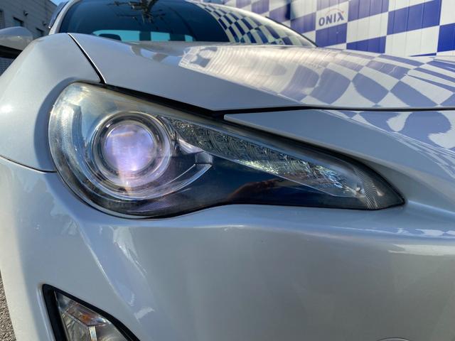 ８６ ＧＴリミテッド　純正ナビ／フルセグ／Ｂカメラ／Ｂｌｕｅｔｏｏｔｈ／シートヒーター／ＨＩＤヘッド／フォグランプ／スマートキー／プッシュスタート／１７インチアルミホイール／（10枚目）