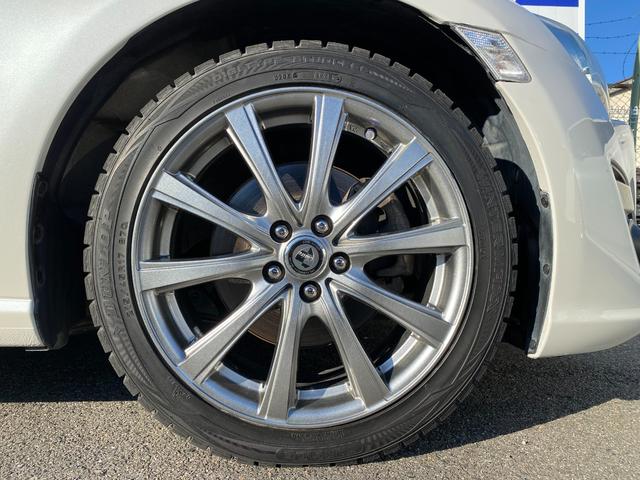 ８６ ＧＴリミテッド　純正ナビ／フルセグ／Ｂカメラ／Ｂｌｕｅｔｏｏｔｈ／シートヒーター／ＨＩＤヘッド／フォグランプ／スマートキー／プッシュスタート／１７インチアルミホイール／（17枚目）