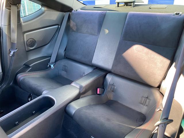 ８６ ＧＴリミテッド　純正ナビ／フルセグ／Ｂカメラ／Ｂｌｕｅｔｏｏｔｈ／シートヒーター／ＨＩＤヘッド／フォグランプ／スマートキー／プッシュスタート／１７インチアルミホイール／（26枚目）