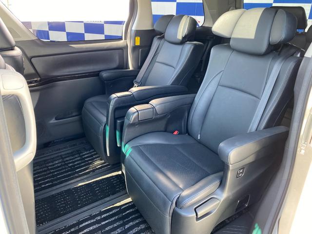 ヴェルファイアハイブリッド ＺＲ　Ｇエディション　純正８型ナビ／フルセグ／全方カメラ／Ｂｌｕｅｔｏｏｔｈ／Ｒモニタ／両側パワスラ／モデリスタエアロ／パワーバックドア／Ｗサンルーフ／アルミホイール／クルーズコントロール（30枚目）