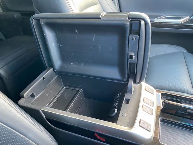 ヴェルファイアハイブリッド ＺＲ　Ｇエディション　純正８型ナビ／フルセグ／全方カメラ／Ｂｌｕｅｔｏｏｔｈ／Ｒモニタ／両側パワスラ／モデリスタエアロ／パワーバックドア／Ｗサンルーフ／アルミホイール／クルーズコントロール（62枚目）