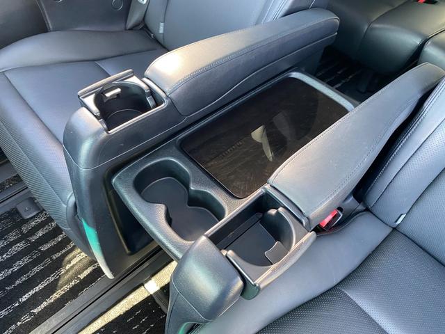 ヴェルファイアハイブリッド ＺＲ　Ｇエディション　純正８型ナビ／フルセグ／全方カメラ／Ｂｌｕｅｔｏｏｔｈ／Ｒモニタ／両側パワスラ／モデリスタエアロ／パワーバックドア／Ｗサンルーフ／アルミホイール／クルーズコントロール（64枚目）