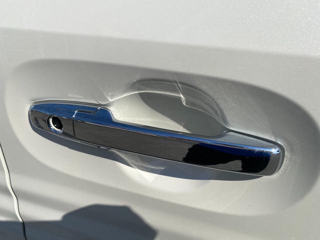 当店では在庫台数常時８０台展示！『フラット７』『ＫｅｅＰｅｒ』併設店のオニキス郡山北店へ新車、中古車の販売、リースをはじめ高価買取、コーティング、車検、ロードサービス、各ローン、各修理承っております