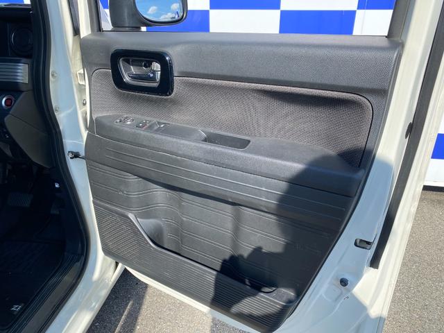 当店では在庫台数常時８０台展示！『フラット７』『ＫｅｅＰｅｒ』併設店のオニキス郡山北店へ新車、中古車の販売、リースをはじめ高価買取、コーティング、車検、ロードサービス、各ローン、各修理承っております