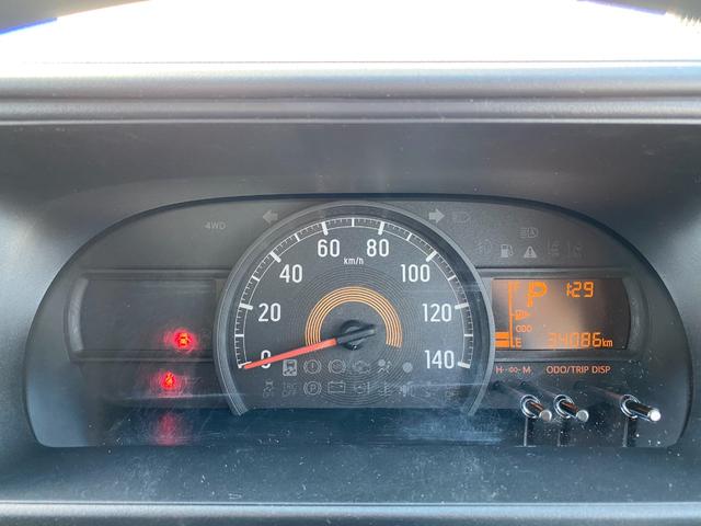 ハイゼットカーゴ スローパーＳＡ３　衝突軽減／ナビ／地デジＴＶ／Ｂカメラ／Ｂｌｕｅｔｏｏｔｈオーディオ／電動ウィンチ／車イス電動固定装置／ＬＥＤヘッドライト／オートマチックハイビーム／オートライト（28枚目）
