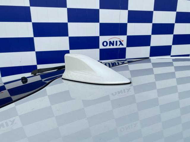 プリウス Sセーフティプラス 衝突軽減/9型ナビ/フルセグ/Bカメラ/Bluetooth/追従クルコン/ヘッドアップディスプレイ/オートマチックハイビーム/パーキングアシスト/スマートキー/プッシュスタート(16枚目)