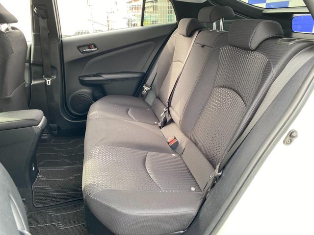 プリウス Sセーフティプラス 衝突軽減/9型ナビ/フルセグ/Bカメラ/Bluetooth/追従クルコン/ヘッドアップディスプレイ/オートマチックハイビーム/パーキングアシスト/スマートキー/プッシュスタート(29枚目)