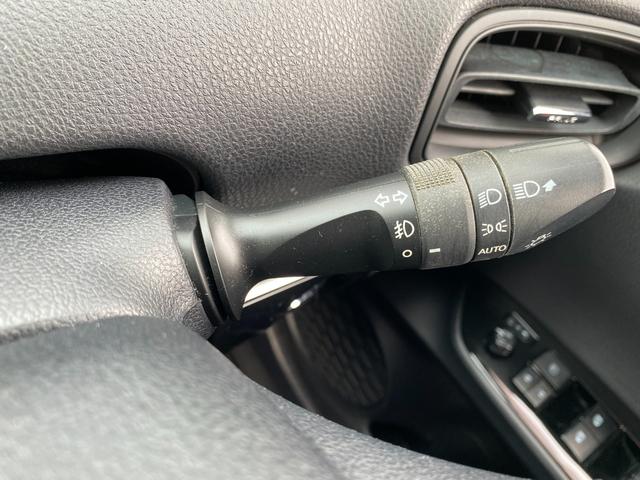 プリウス Sセーフティプラス 衝突軽減/9型ナビ/フルセグ/Bカメラ/Bluetooth/追従クルコン/ヘッドアップディスプレイ/オートマチックハイビーム/パーキングアシスト/スマートキー/プッシュスタート(36枚目)