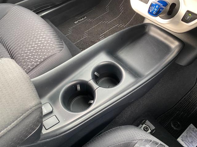 プリウス Sセーフティプラス 衝突軽減/9型ナビ/フルセグ/Bカメラ/Bluetooth/追従クルコン/ヘッドアップディスプレイ/オートマチックハイビーム/パーキングアシスト/スマートキー/プッシュスタート(49枚目)