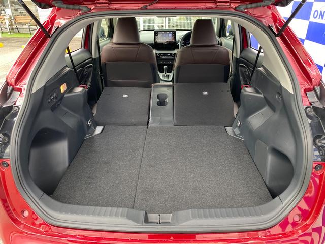 ヤリスクロス ハイブリッドZ 衝突軽減/ナビ/フルセグ/Bカメラ/Bluetooth/シートヒーター/LEDヘッドランプ/レーダークルーズコントロール/ハーフレザーシート/パワーシート/スマートキー/プッシュスタート(29枚目)