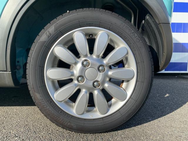 アルトラパン X 衝突軽減/ナビ/フルセグ/Bluetooth/シートヒーター/スマートキー/プッシュスタート/HIDヘッドライト/純正アルミホイール/ETC/ウィンカーミラー(16枚目)