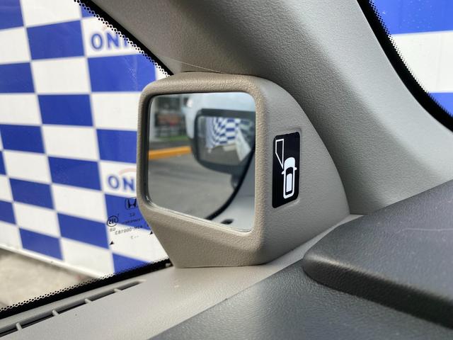 ステップワゴン G ホンダセンシング 衝突軽減/9型ナビ/フルセグ/Bカメラ/両側パワスラ/後席モニタ/Bluetoothオーディオ/舵角支援レーダークルーズコントロール/スマートキー/プッシュスタート(44枚目)