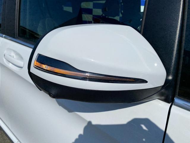 Vクラス V220d AMGラインパッケージ 新車保証継承/ドライビングアシスタンスパッケージ/360°カメラシステム/フリップダウンモニター/両側電動スライドドア/アクティブレーンキーピングアシスト/アダプティブブレーキアシスト(13枚目)