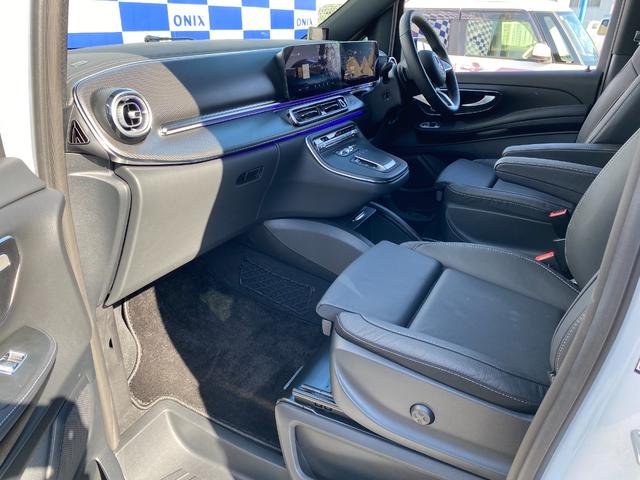 Vクラス V220d AMGラインパッケージ 新車保証継承/ドライビングアシスタンスパッケージ/360°カメラシステム/フリップダウンモニター/両側電動スライドドア/アクティブレーンキーピングアシスト/アダプティブブレーキアシスト(22枚目)