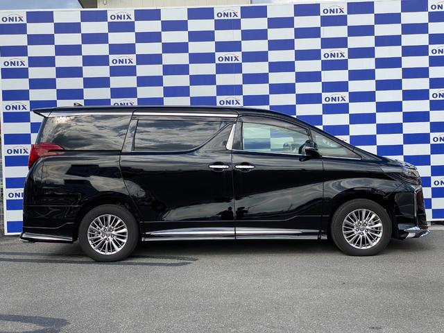 アルファードハイブリッド S タイプゴールドII モデリスタエアロ/メーカーナビ/Rモニター/両側パワスラ/Pバックドア/フルセグTV/バックカメラ/Bluetoothオーディオ/デジタルインナーミラー/レーダークルーズコントロール/ムーンルーフ(9枚目)