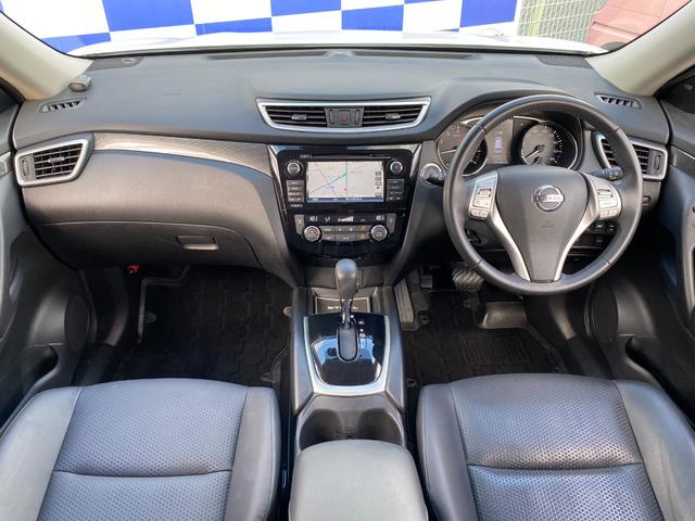 エクストレイル ２０Ｘｔ　エマージェンシーブレーキパッケージ　衝突軽減／ナビ／フルセグ／全方向カメラ／Ｂｌｕｅｔｏｏｔｈ／クルコン／シートヒーター／パワーバックドア／スマートキー／プッシュスタート／ルーフレール／ＨＩＤヘッドライト／フォグライト（3枚目）