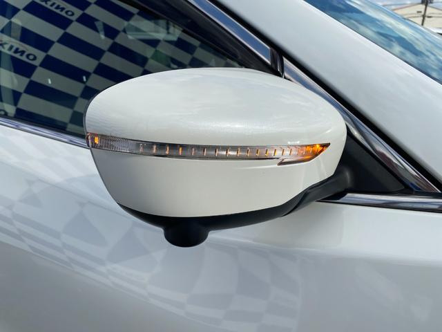 エクストレイル ２０Ｘｔ　エマージェンシーブレーキパッケージ　衝突軽減／ナビ／フルセグ／全方向カメラ／Ｂｌｕｅｔｏｏｔｈ／クルコン／シートヒーター／パワーバックドア／スマートキー／プッシュスタート／ルーフレール／ＨＩＤヘッドライト／フォグライト（12枚目）