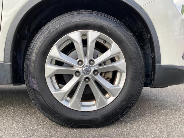 エクストレイル ２０Ｘｔ　エマージェンシーブレーキパッケージ　衝突軽減／ナビ／フルセグ／全方向カメラ／Ｂｌｕｅｔｏｏｔｈ／クルコン／シートヒーター／パワーバックドア／スマートキー／プッシュスタート／ルーフレール／ＨＩＤヘッドライト／フォグライト（19枚目）