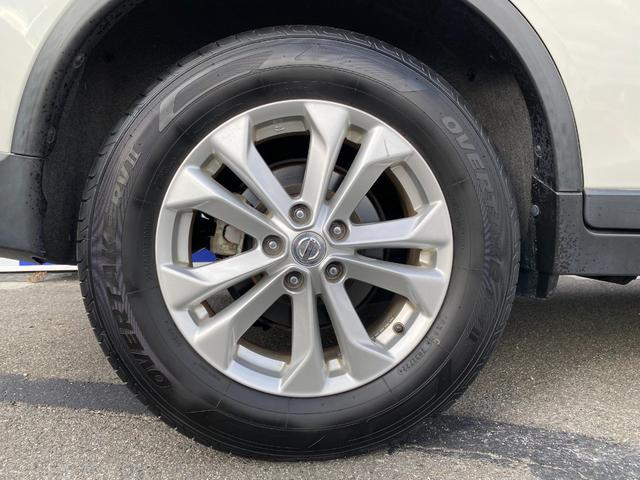 エクストレイル ２０Ｘｔ　エマージェンシーブレーキパッケージ　衝突軽減／ナビ／フルセグ／全方向カメラ／Ｂｌｕｅｔｏｏｔｈ／クルコン／シートヒーター／パワーバックドア／スマートキー／プッシュスタート／ルーフレール／ＨＩＤヘッドライト／フォグライト（20枚目）