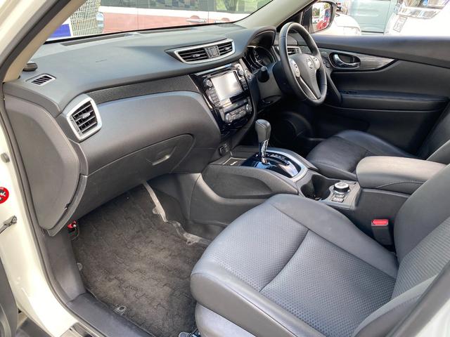 エクストレイル ２０Ｘｔ　エマージェンシーブレーキパッケージ　衝突軽減／ナビ／フルセグ／全方向カメラ／Ｂｌｕｅｔｏｏｔｈ／クルコン／シートヒーター／パワーバックドア／スマートキー／プッシュスタート／ルーフレール／ＨＩＤヘッドライト／フォグライト（22枚目）