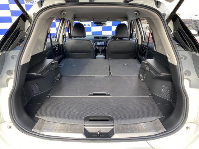 エクストレイル ２０Ｘｔ　エマージェンシーブレーキパッケージ　衝突軽減／ナビ／フルセグ／全方向カメラ／Ｂｌｕｅｔｏｏｔｈ／クルコン／シートヒーター／パワーバックドア／スマートキー／プッシュスタート／ルーフレール／ＨＩＤヘッドライト／フォグライト（30枚目）