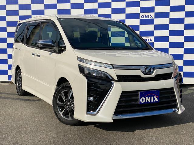 ヴォクシー ＺＳ　煌　衝突軽減／純正ナビ／フルセグ／Ｂカメラ／Ｒモニター／両側パワスラ／Ｂｌｕｅｔｏｏｔｈオーディオ／リアエアコン／クルーズコントロール／ＬＥＤヘッドライト／フォグランプ／スマートキー／プッシュスタート（4枚目）