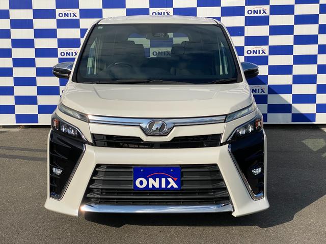 ヴォクシー ＺＳ　煌　衝突軽減／純正ナビ／フルセグ／Ｂカメラ／Ｒモニター／両側パワスラ／Ｂｌｕｅｔｏｏｔｈオーディオ／リアエアコン／クルーズコントロール／ＬＥＤヘッドライト／フォグランプ／スマートキー／プッシュスタート（6枚目）